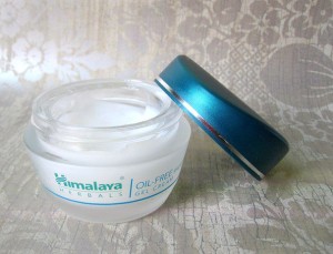 Himalaya Herbals Oil-Free Radiance Gel Cream Review